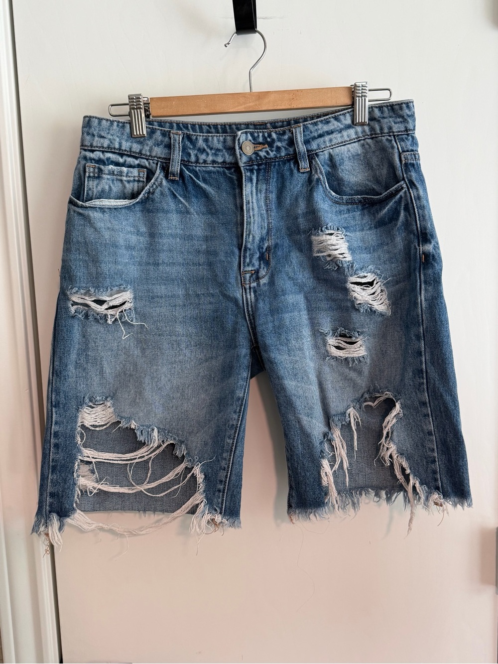 Fashion Nova Distressed Blue Denim Bermuda Shorts size 7